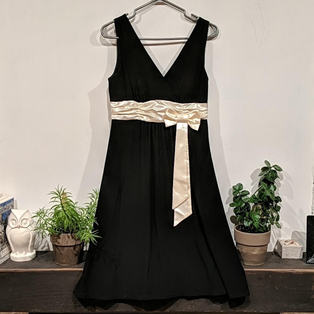 Black Jessica dress with ivory ribbon